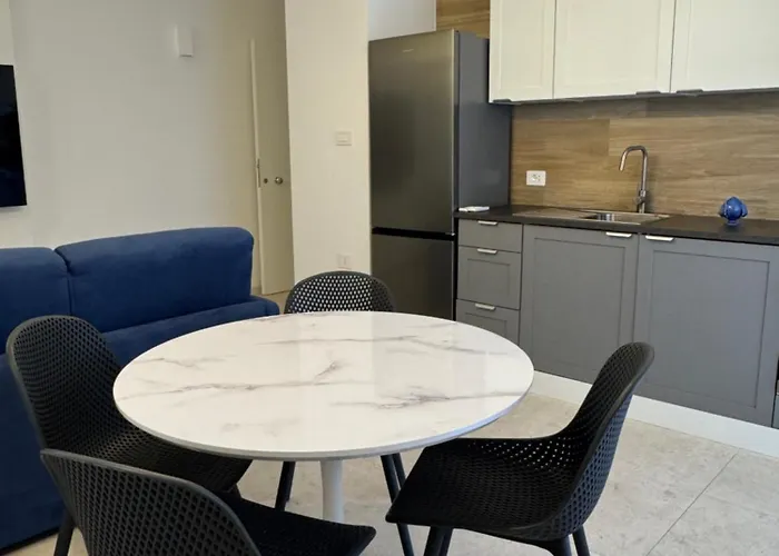 Casa Manfredi Duomo 게스트하우스 3*